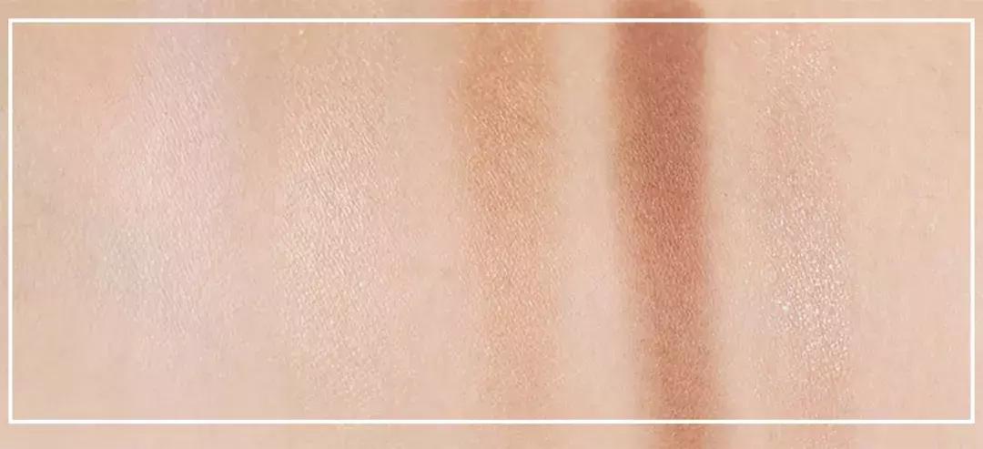 日本小姐姐的包包里有什么东西,日本小姐姐的包