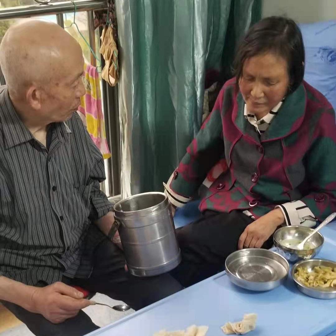 母亲生命尽头的那些日子——手术前夜