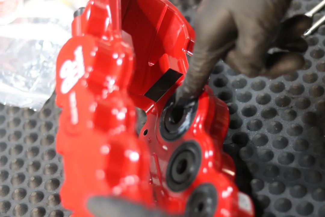 怪兽改造跑车视频,宝马f20120改装