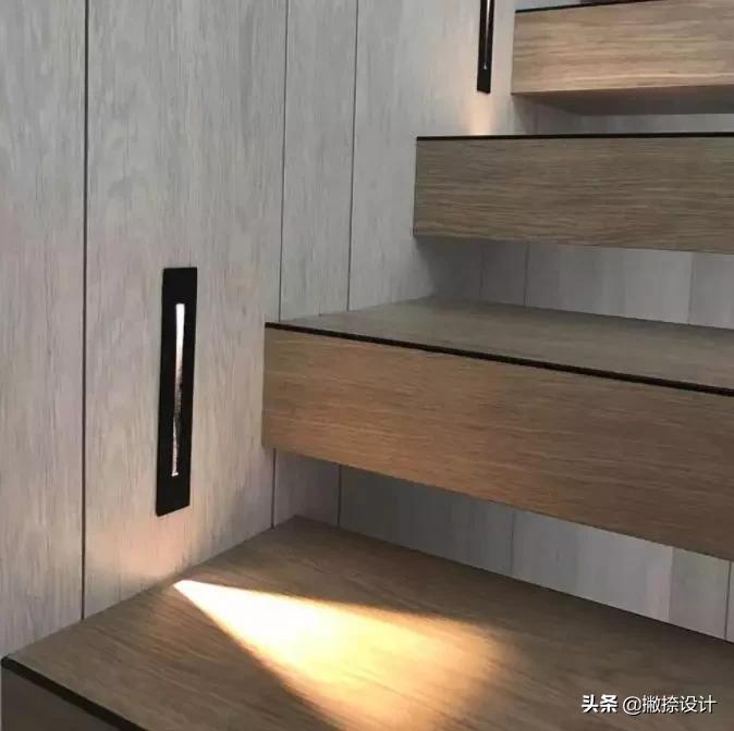 楼梯拐角墙壁灯,家里楼梯墙面灯