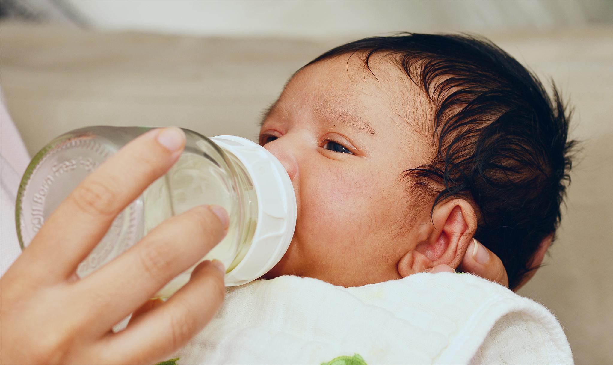 怎么样可以帮宝宝快速度过猛涨期,3个信号暗示娃到猛长期了