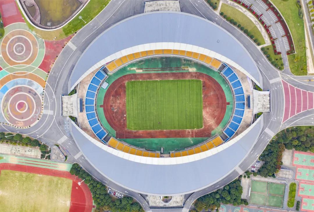 闪转腾挪转身,闪转腾挪连续过人