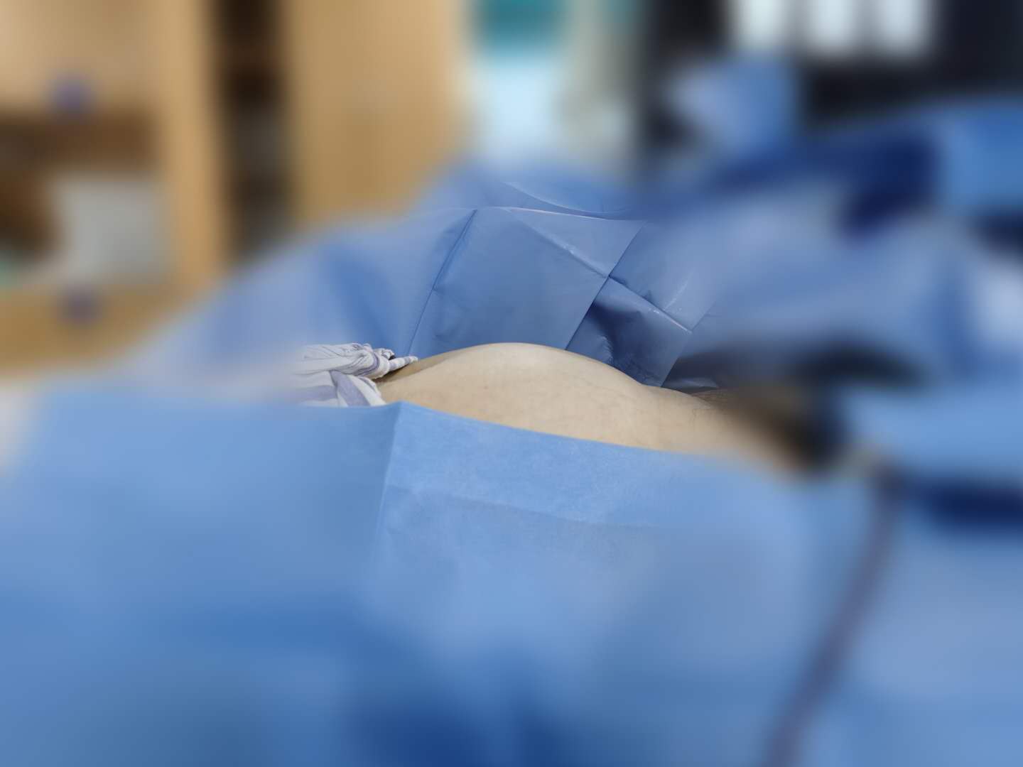 多发巨大的子宫肌瘤做介入栓塞治疗是否有效？