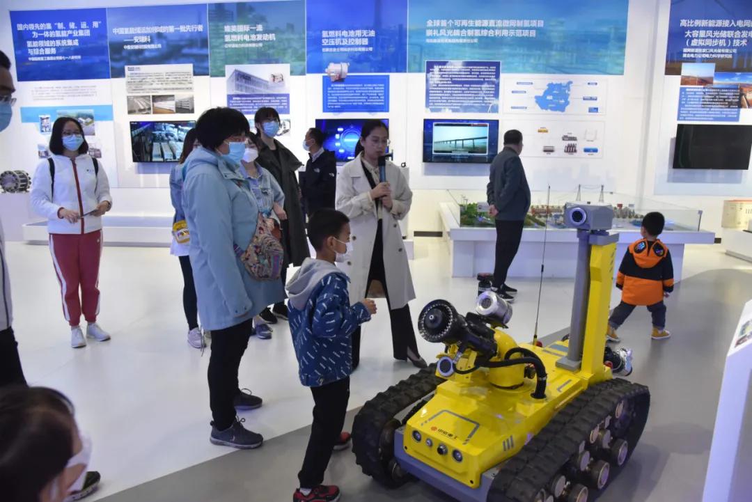 观展|当恒银期货的“金融大咖”们遇见了一个“硬核河北”