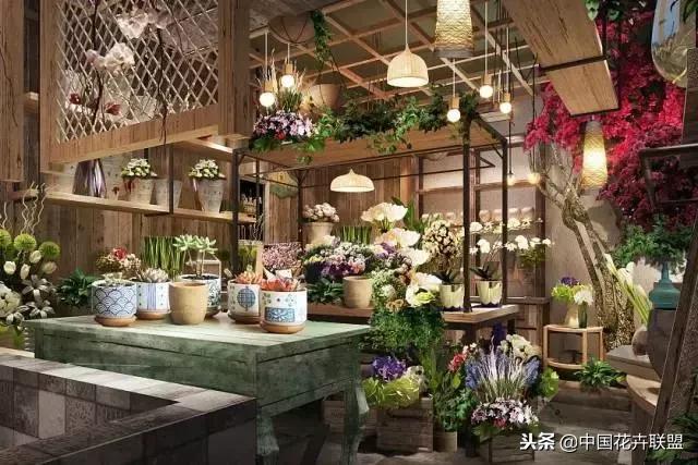 开花店一个月可以挣多少钱,北京开花店一年能挣多钱