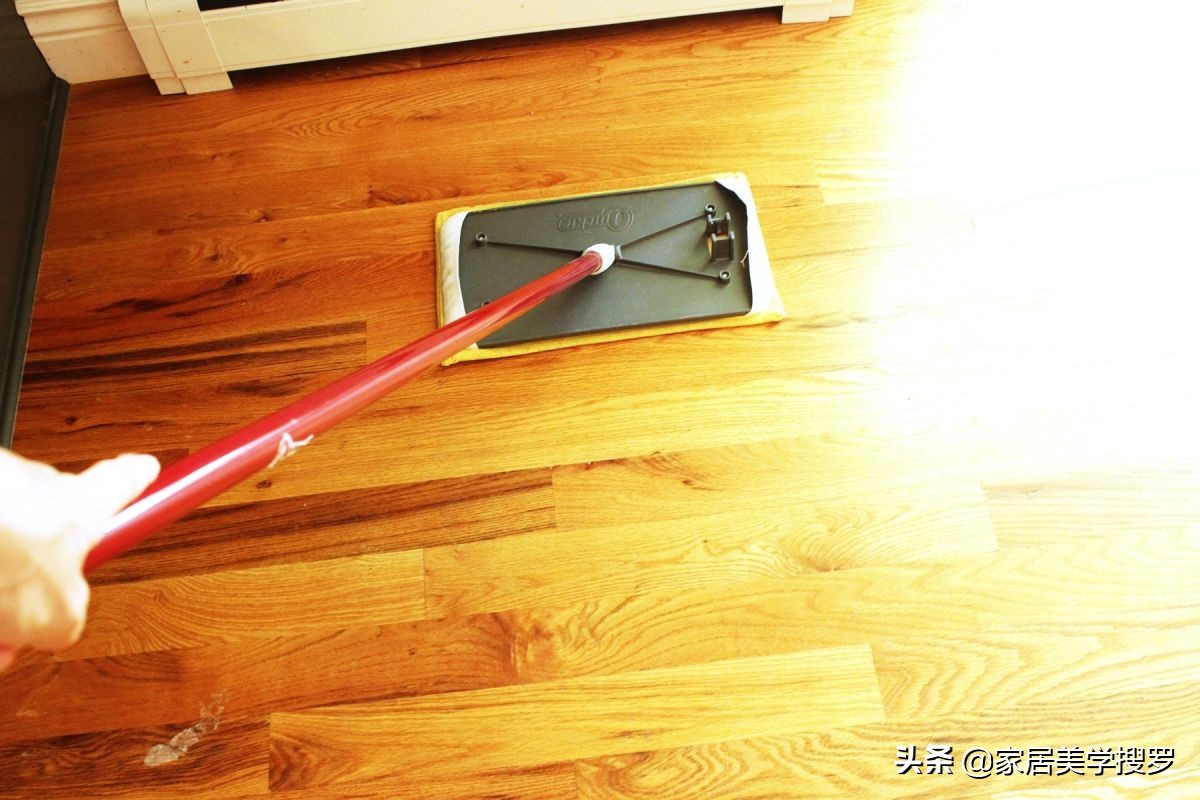 怎样清洁木地板和地板砖,如何巧妙清洁塑胶地板