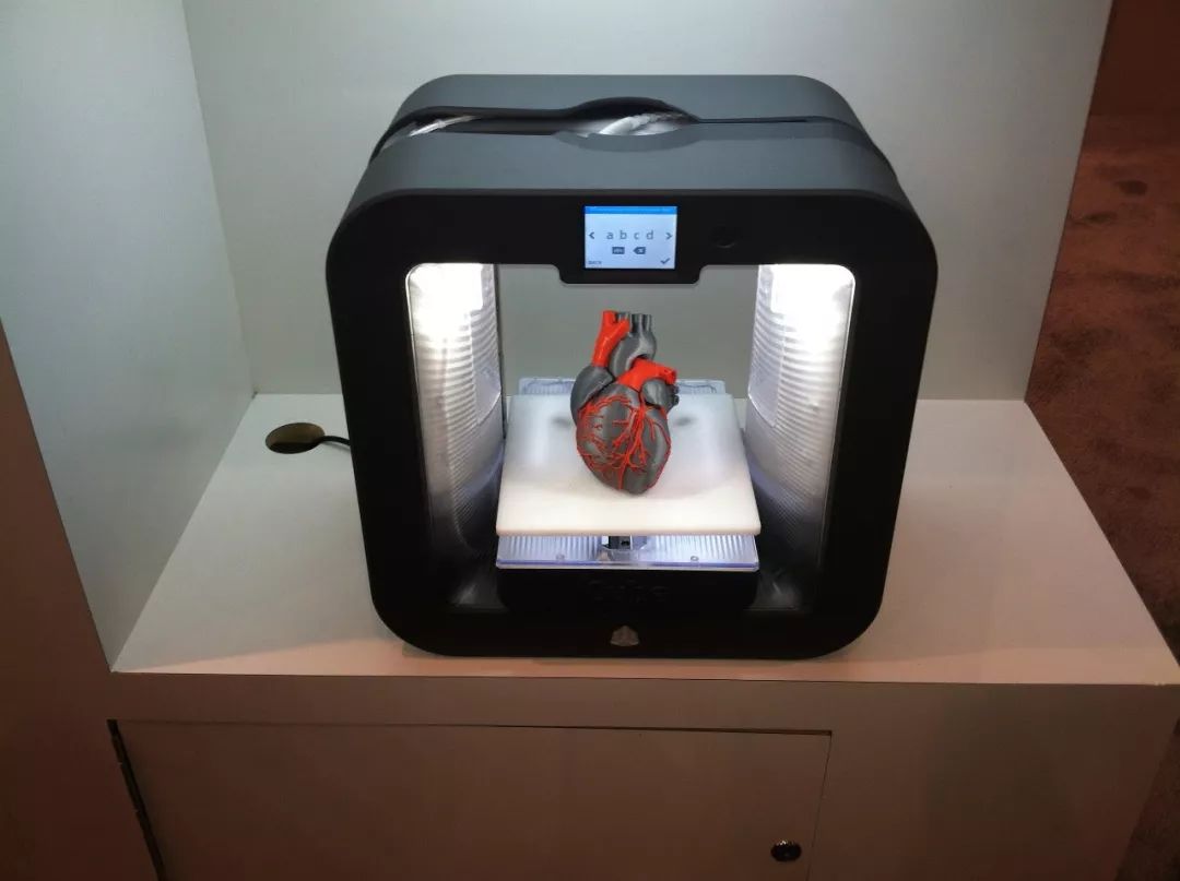 打印机是如何工作的？你知道它是如何把字印到纸上的吗？