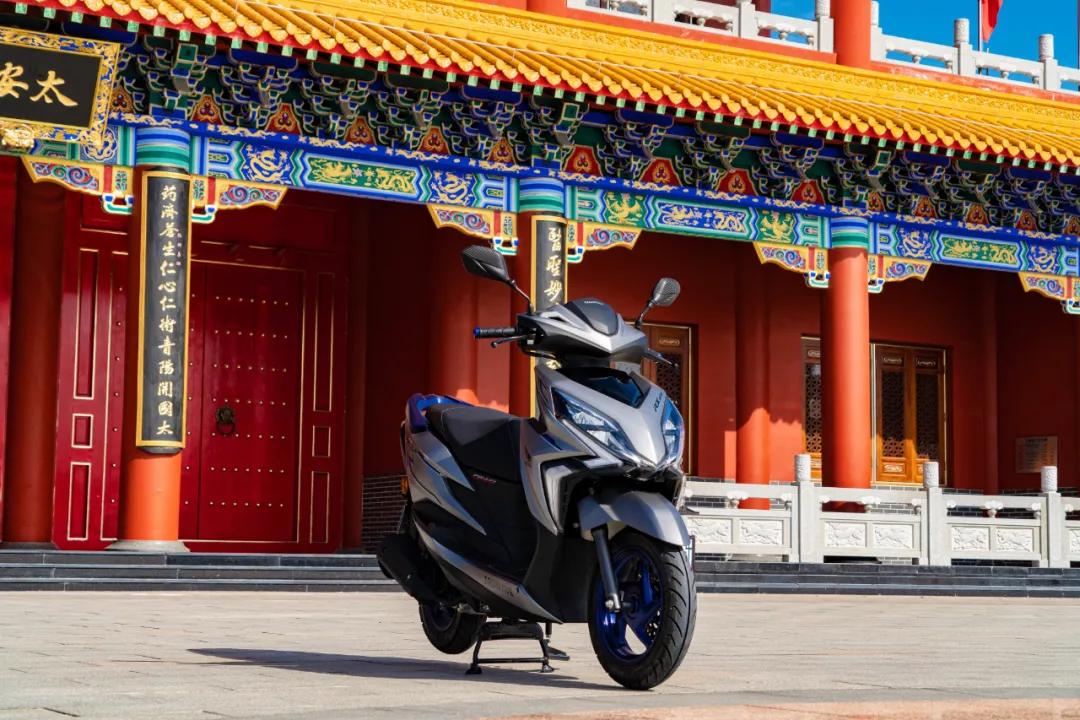 裂行rx125豪华版和星际版,裂行rx125麒麟