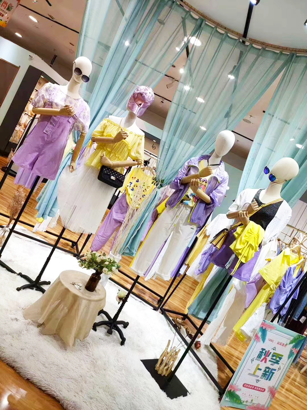 爱依服服装加盟店怎么样,昆明爱依服联营加盟