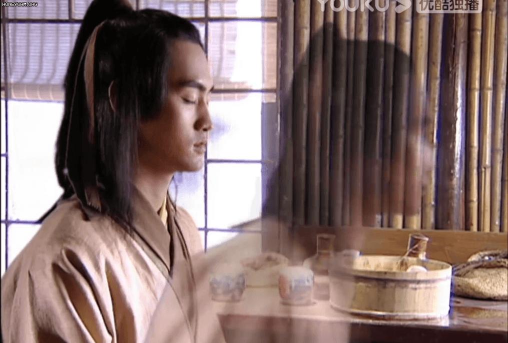 先纠缠，后绑架，一部《阿宝》揭开了无数人曾深陷的“爱情误区”