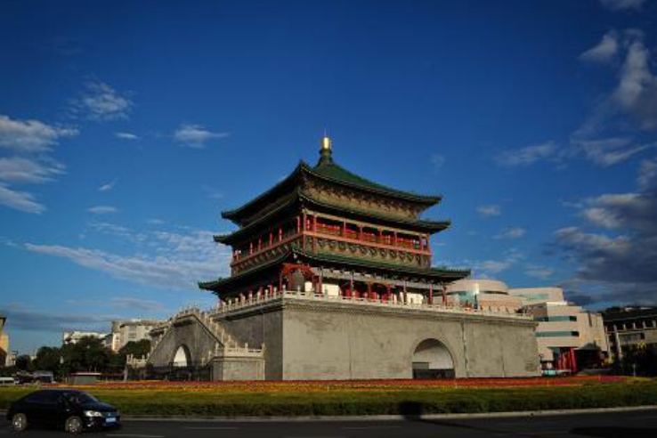 西安投资20亿的学校,西安投资300亿元建设学校