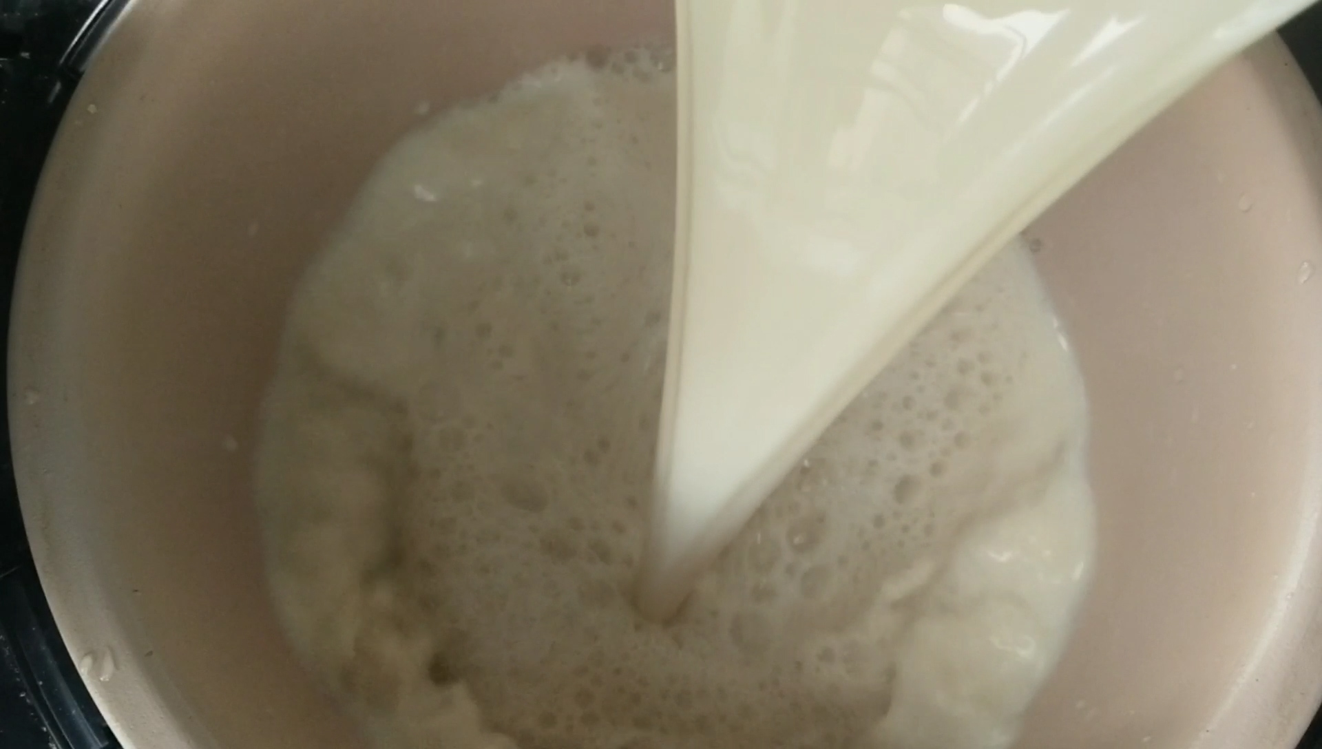 做失败的豆腐脑,做了二次失败的戚风蛋糕