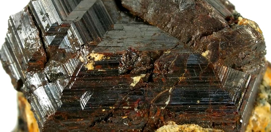 钛合金和不锈钢声音区别,钛合金为什么很少见