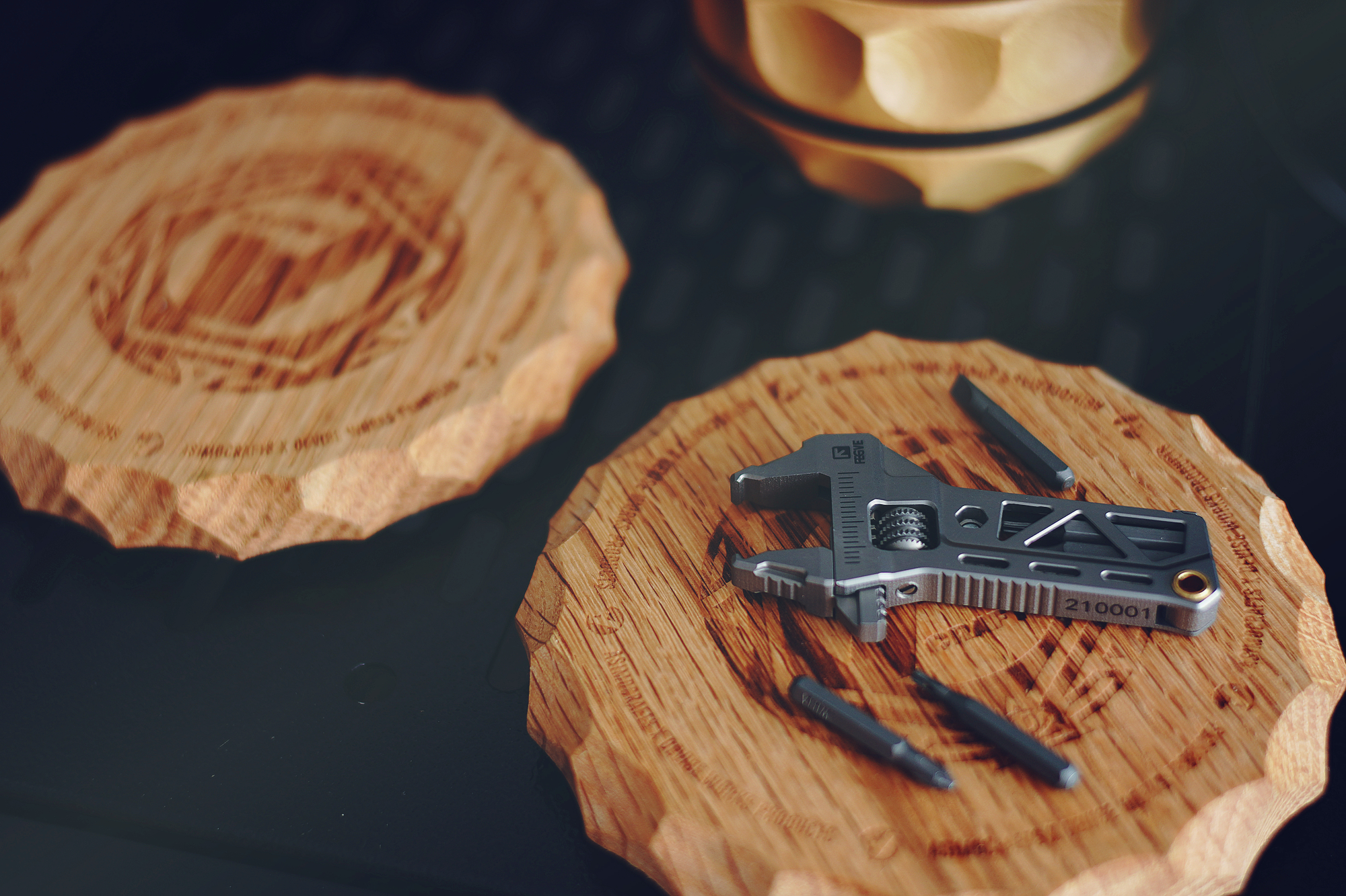 实力与颜值并存，FEGVE费戈EDC多功能扳手“斐板”上新