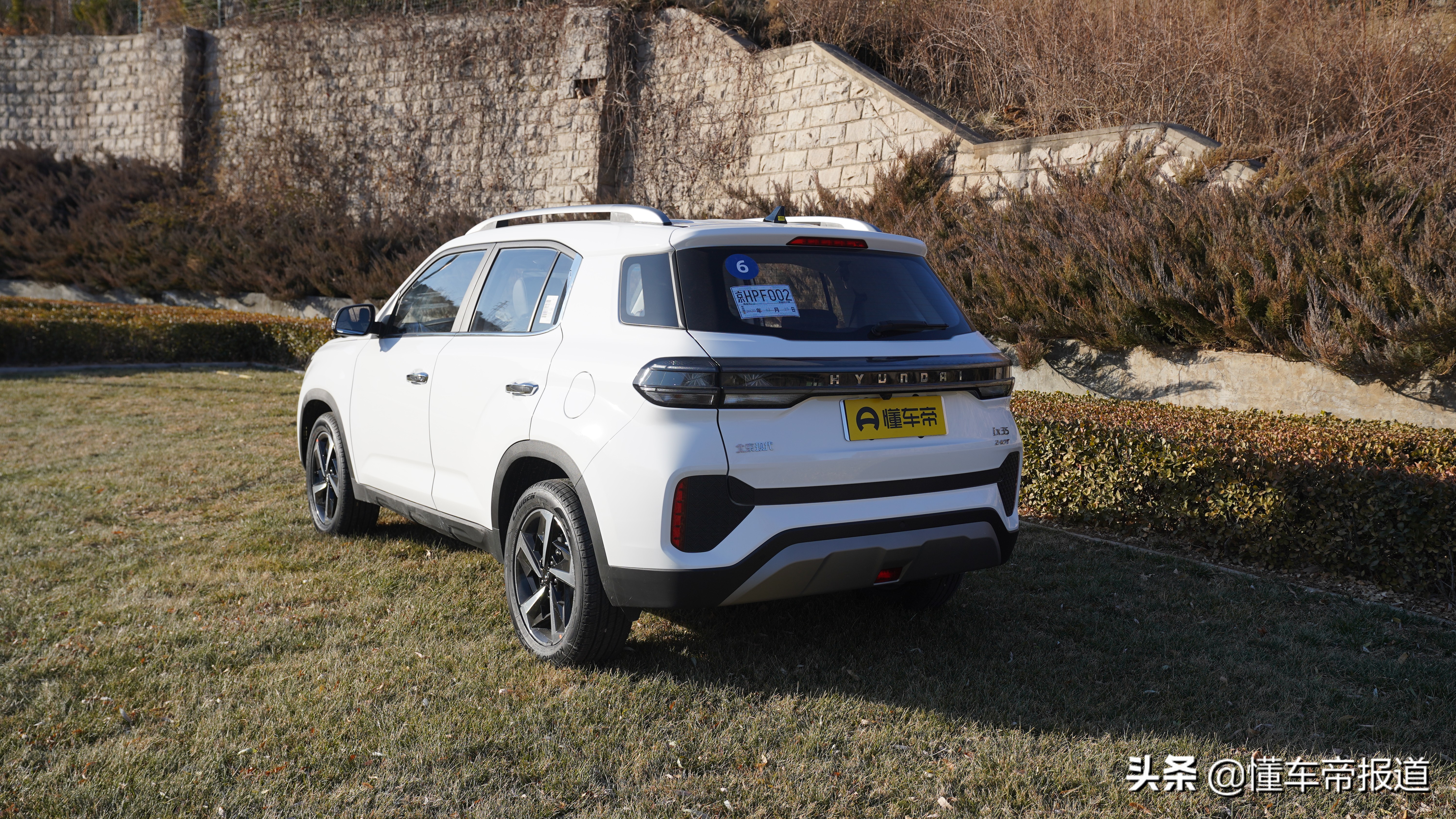 现代ix352.0准新车,现代ix35新款2.0试驾