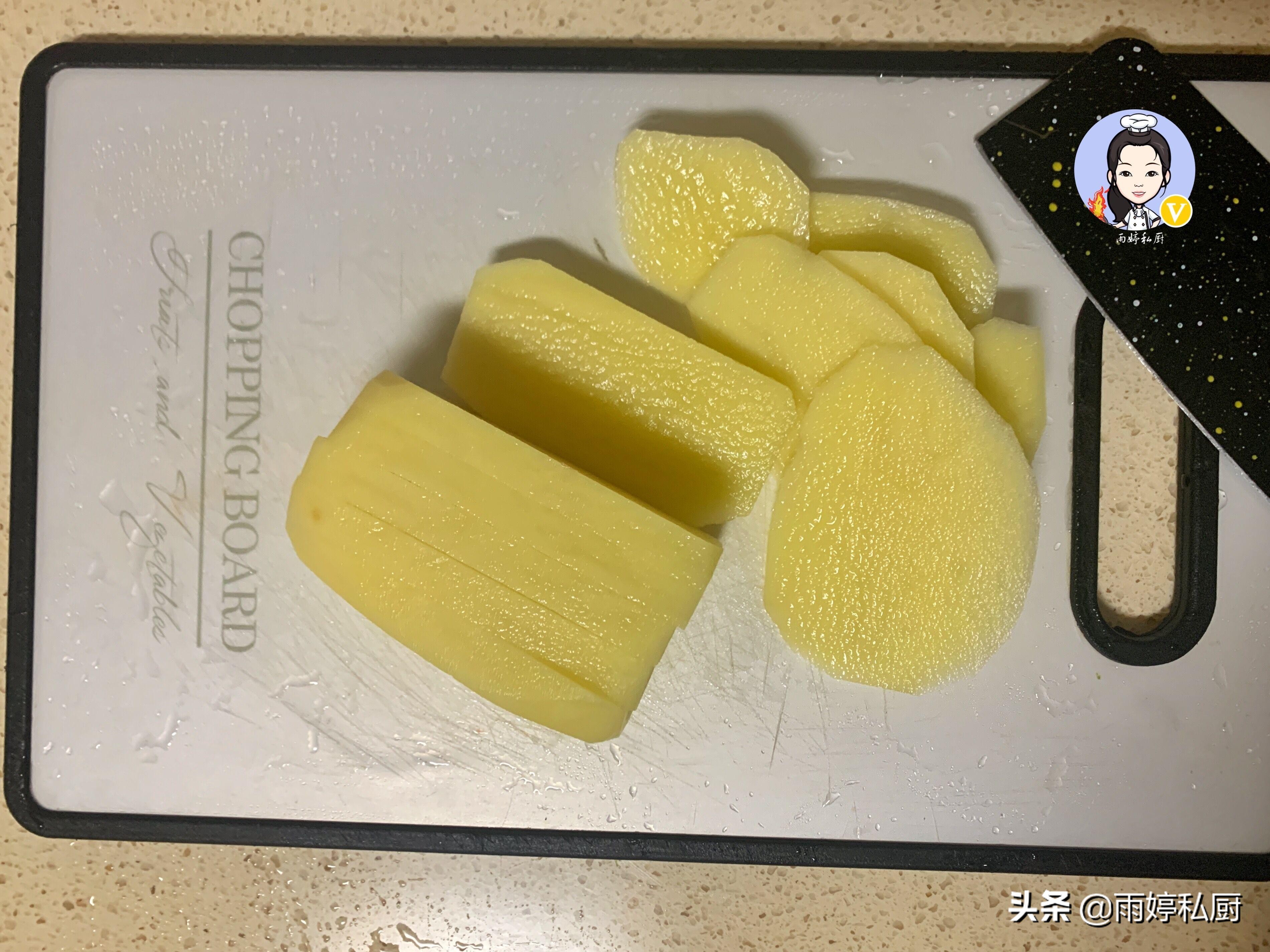 想吃薯条可以自己在家里这样做,想吃薯条没有钱怎么办