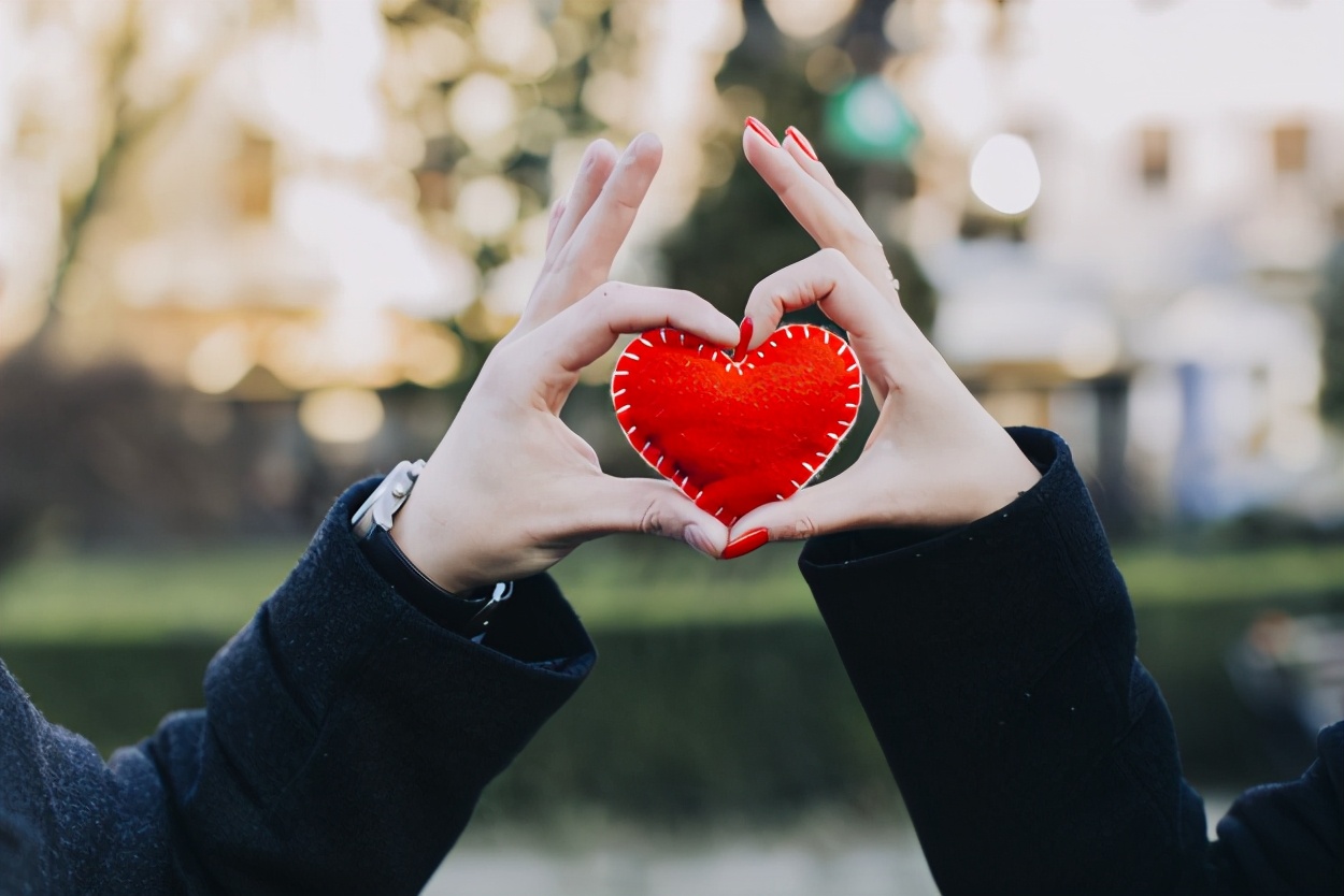 后来我才发现，我还是戒不掉你