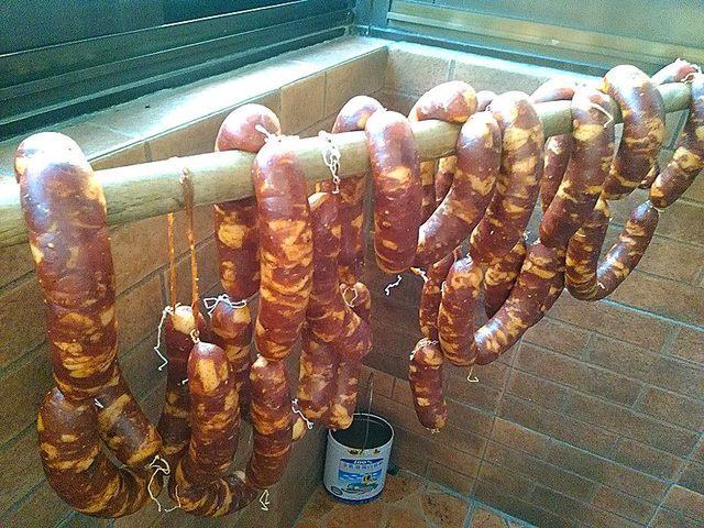 学会此教程香肠再也不用买，真材实料味道好，每年冬天都自己灌