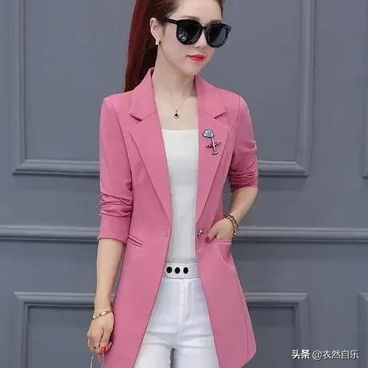 70后小个子穿的外套,70后女士呢子气质穿搭春外套