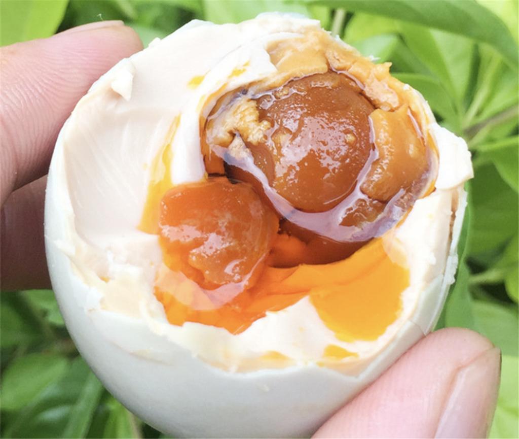 鸭蛋怎么腌好吃又简单的方法,鸭蛋怎么腌简单又方便