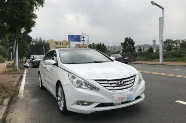 农村小伙花九万八买车,农村小伙8万买国产车