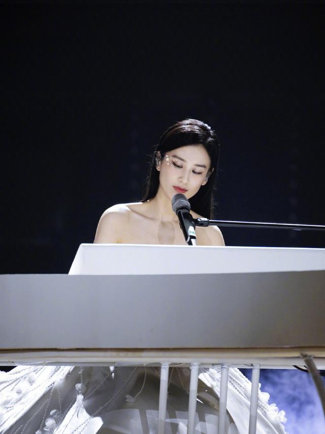 蓝盈莹张含韵张雨绮,张含韵蓝盈莹同框