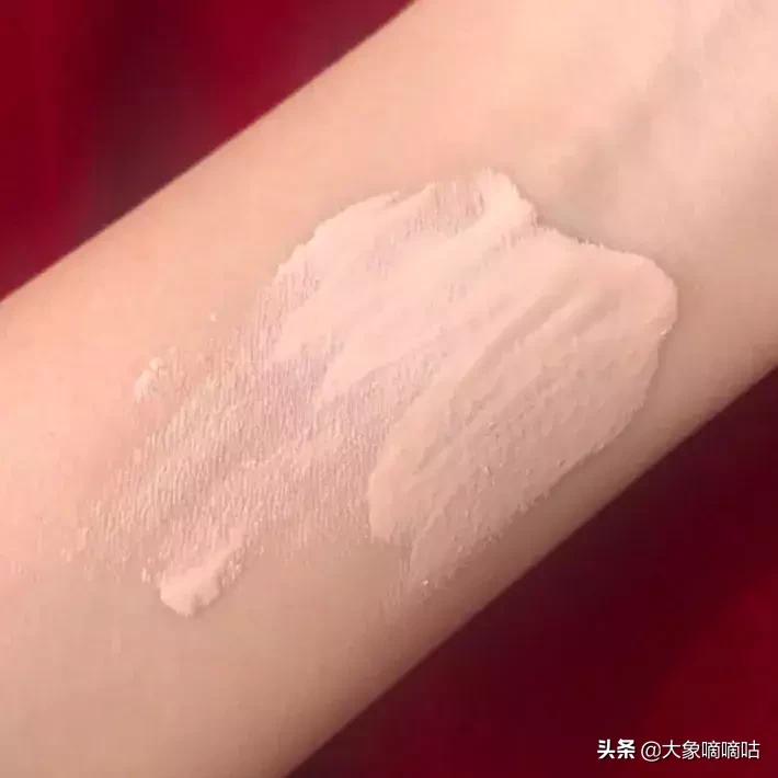 混油混干春夏适合的粉底液,最适合的粉底液色号