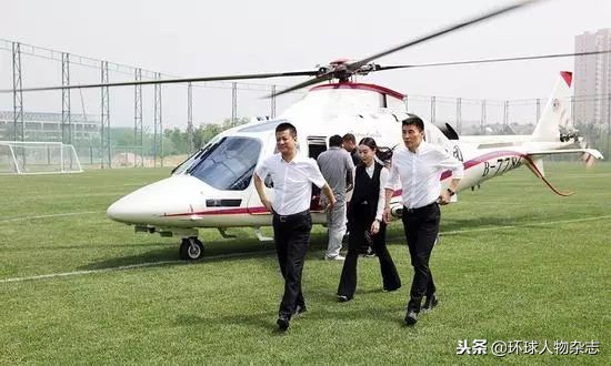 权健董事长束昱辉演讲视频,权健集团创始人束昱辉