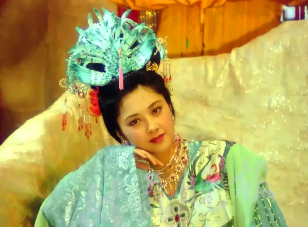 难怪爱慕唐僧的美女无数，他却始终不心动？你看观音菩萨做了啥