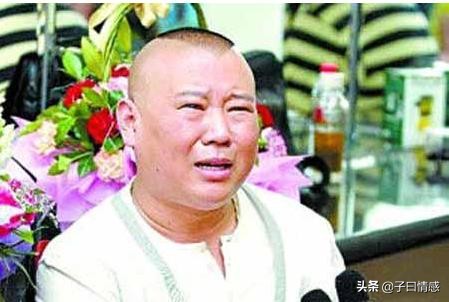 岳云鹏曹云金事件始末,岳云鹏说师娘跪在曹云金面前