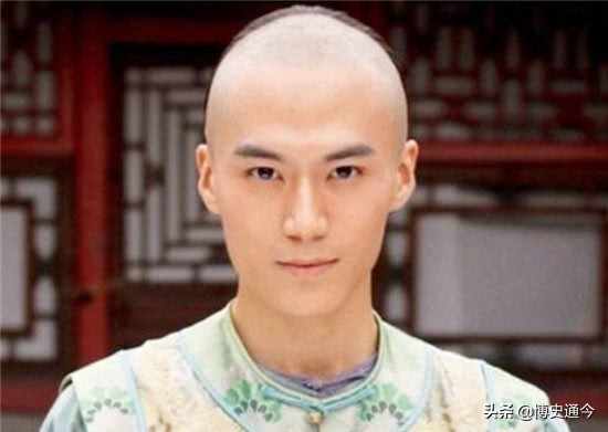 乾隆问长寿老人年龄,乾隆登基后他的兄弟们改名字