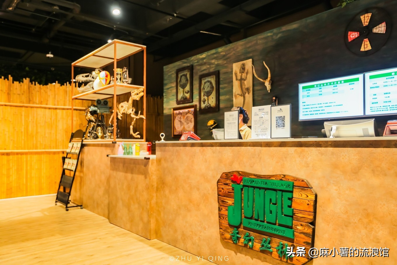 武汉佛罗伦萨奢侈品小镇,武汉佛罗伦萨小镇奥特莱斯