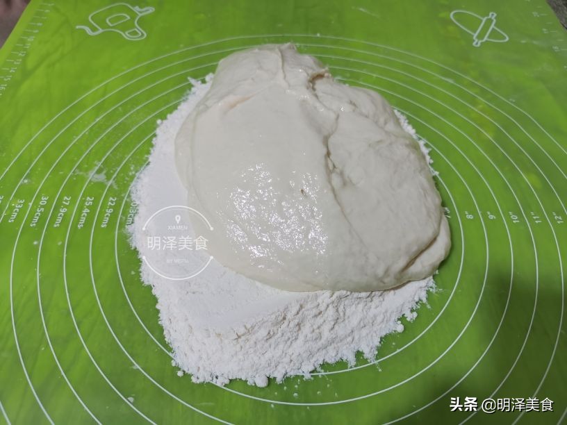 做馅饼和面的方法告诉我一下,做馅饼时如何让馅饼皮薄如纸