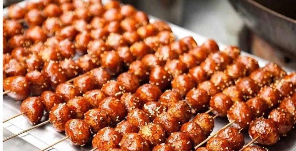 去成都必吃小吃有哪些,值得带给朋友品尝的成都小吃