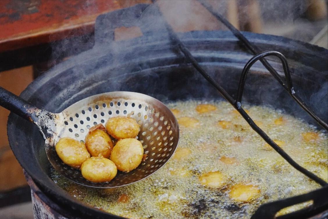 炸糖糕怎么能又鼓又大,炸糖糕糊了怎么办