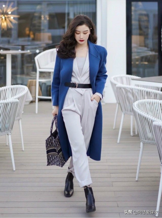 讲真，肩宽背厚的女人，不要这么穿大衣！分分钟显胖十斤（不止）