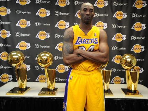 科比穿公牛球衣是什么时候,nba赛季球衣纪念科比