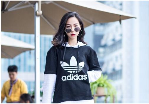 发型女2020流行发型中短发烫发,短发发型女2020流行发型短烫发