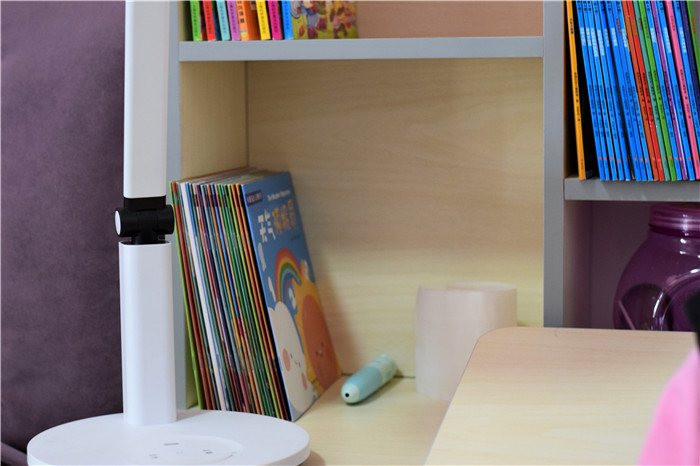 爱果乐学习桌椅调整方法视频,爱果乐儿童学习桌椅怎么搭配