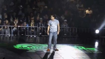 跟王一博一起采访,和王一博聊什么