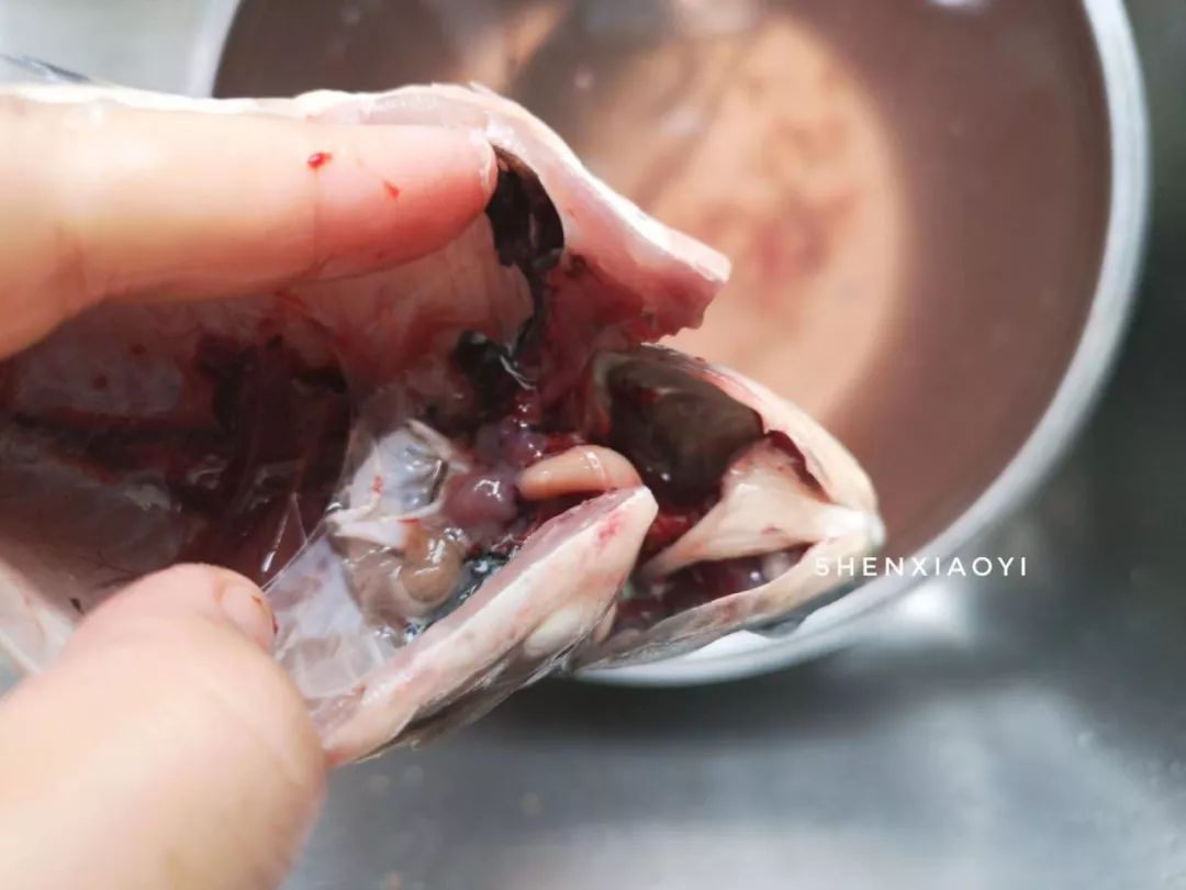 清汤鱼要怎么煮汤才会白,如何让鱼煮得更白汤