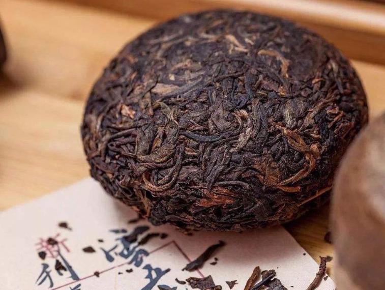 如何从茶叶底来辨认普洱茶的好坏,教你辨别普洱茶优劣