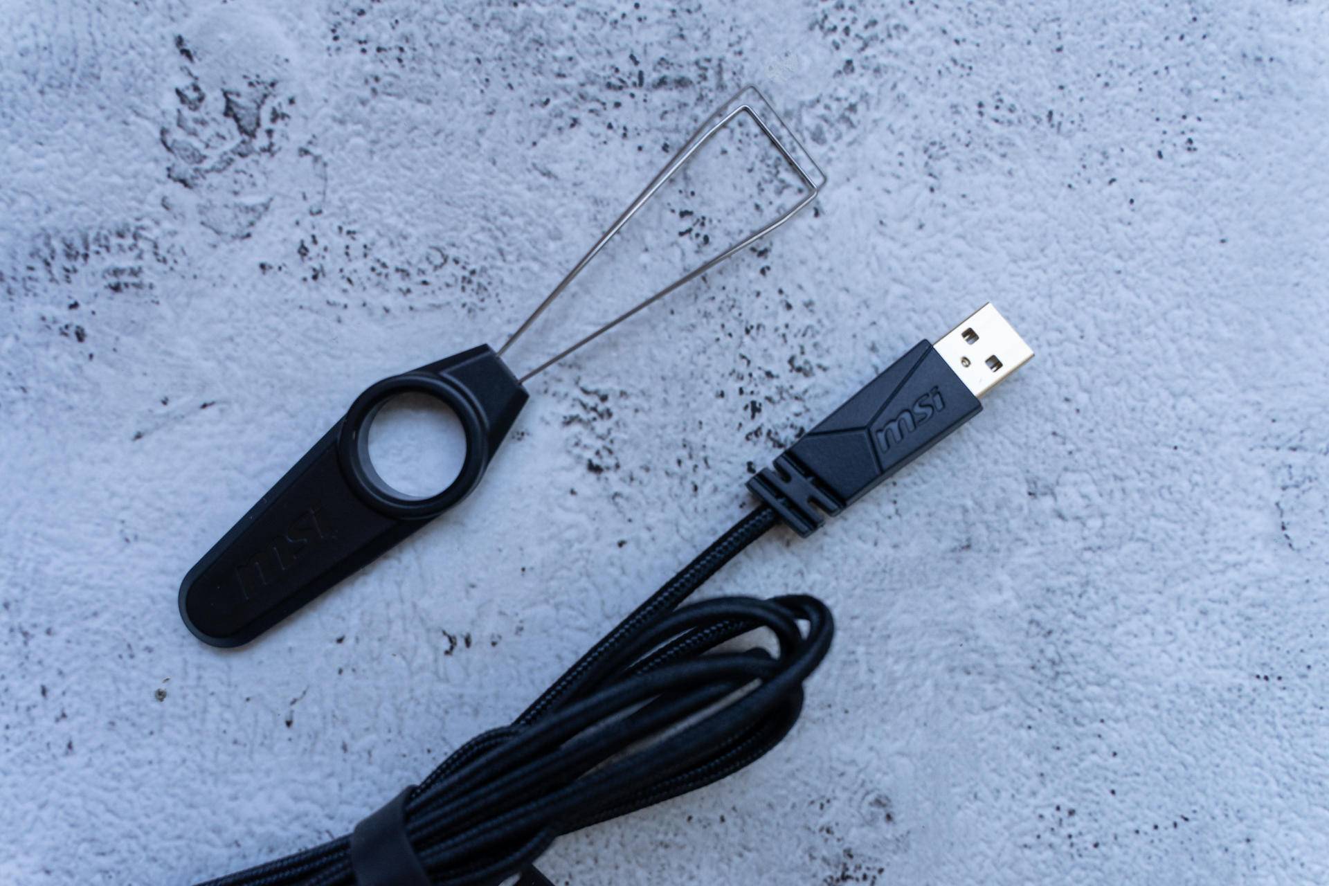 你觉得机械键盘黑轴好还是茶轴,机械键盘推荐茶轴黑轴