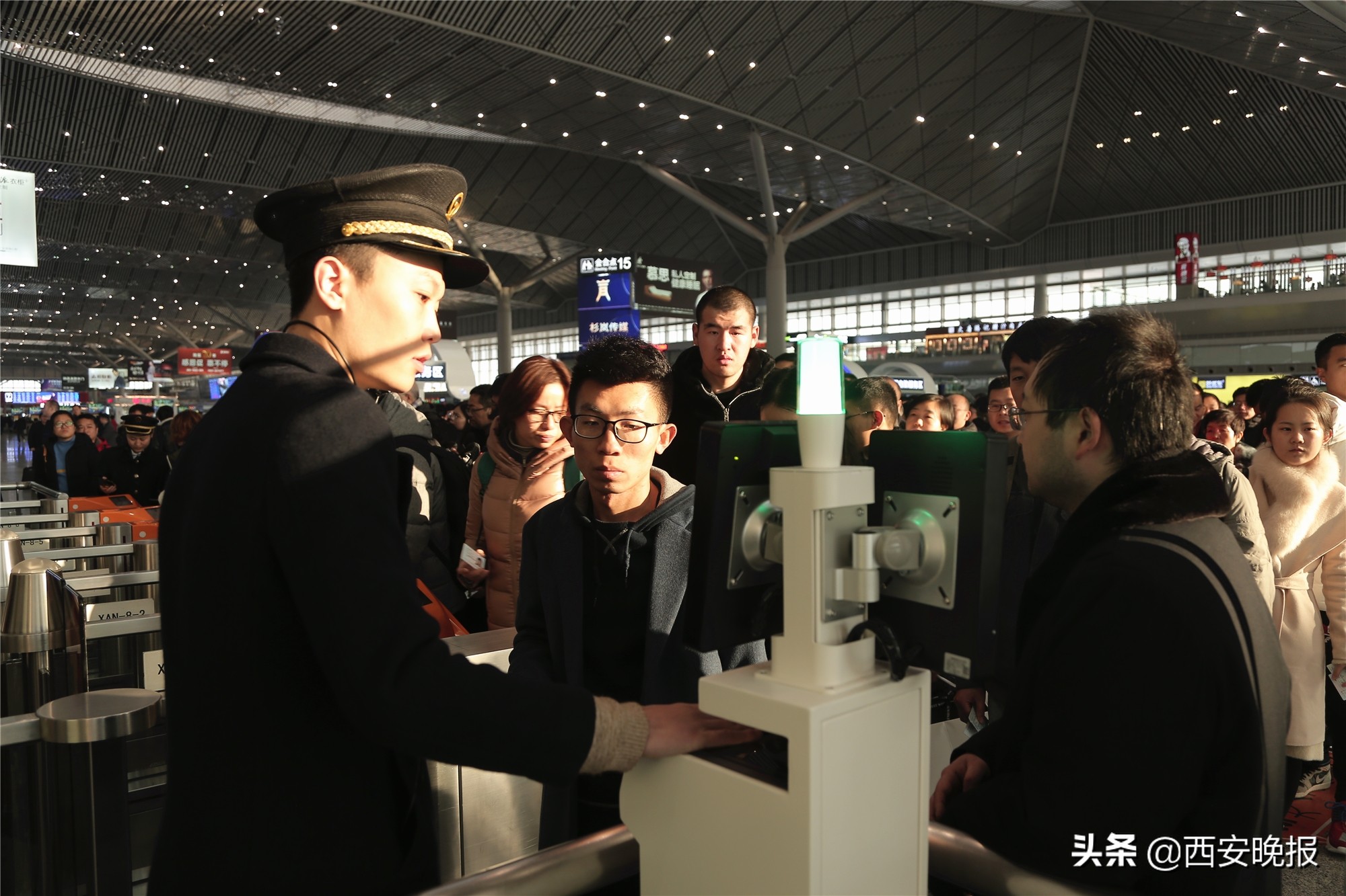 旅客请关注！今起陕西所有高铁车站开通电子客票乘高铁不再“取票”看看到底该咋用