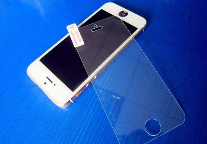 你的手机贴钢化膜了吗,贴钢化膜要把手机自带的膜撕掉吗