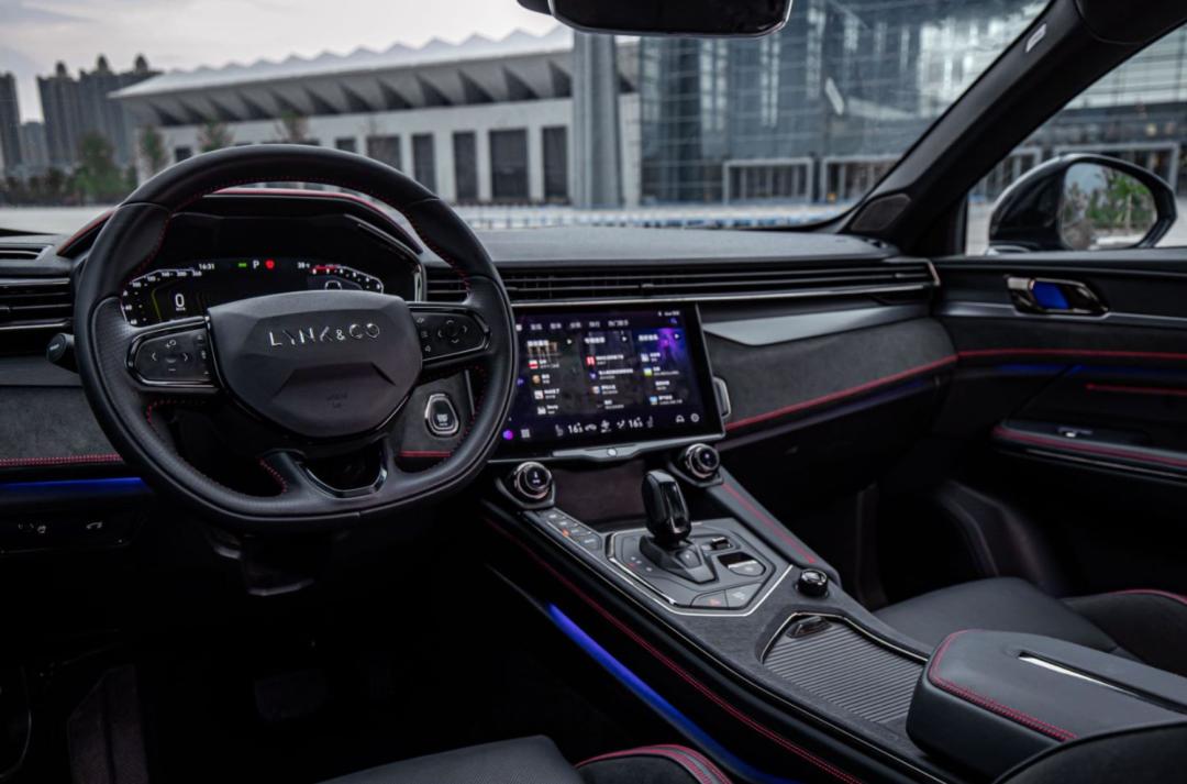 定位时尚年轻的车型领克05,不二之选的领克05