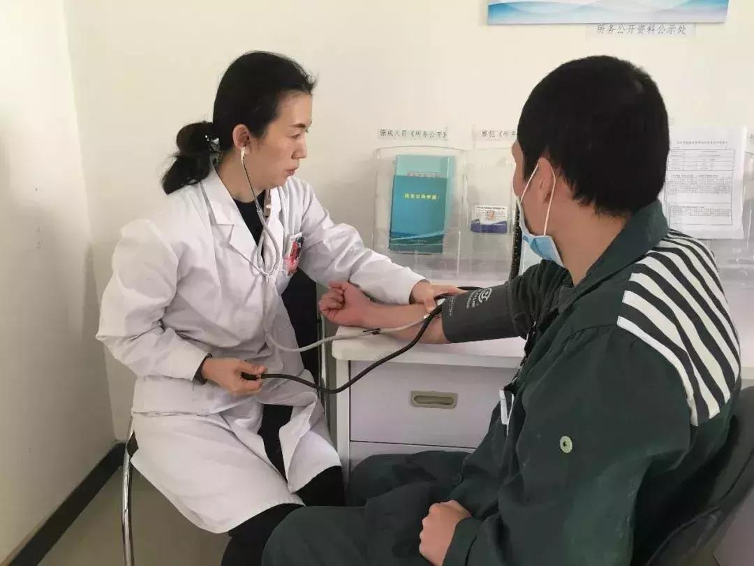 染艾滋自弃盗窃“爱之家”民警帮他*薪讨**唤起新生