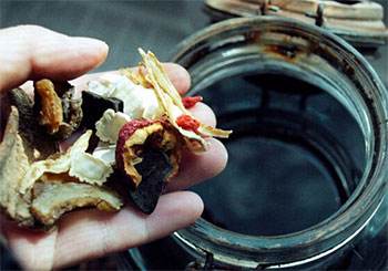 泡制药酒关注不要陷入这四大误区,药酒勾兑方法大全