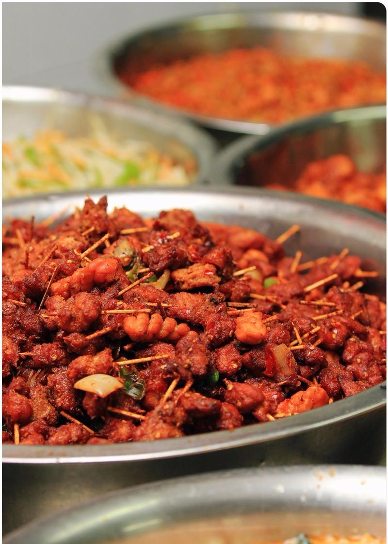 吃在“远航大酒楼”，绵阳学生的最高伙食标准