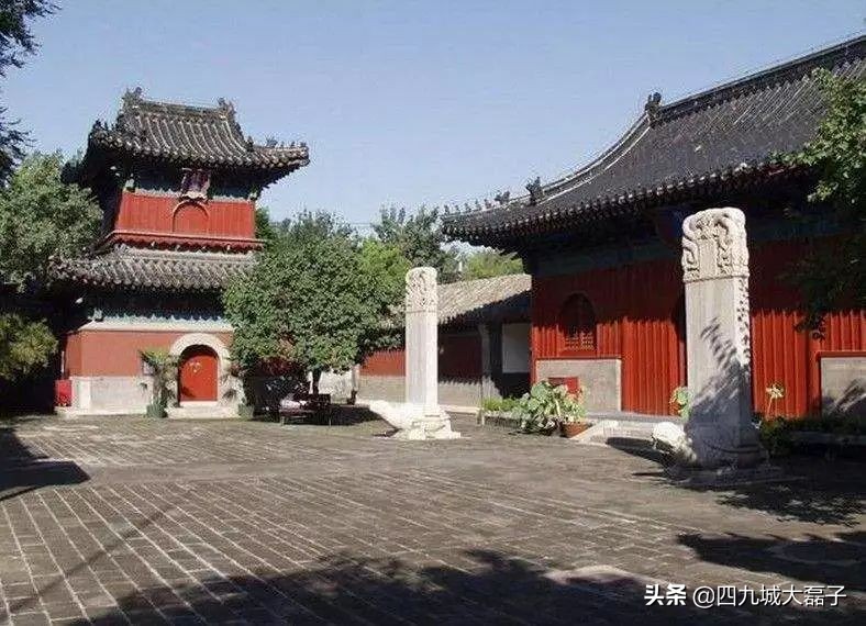 住在北京西城区都是什么人,住在胡同里的北京人的特点是什么